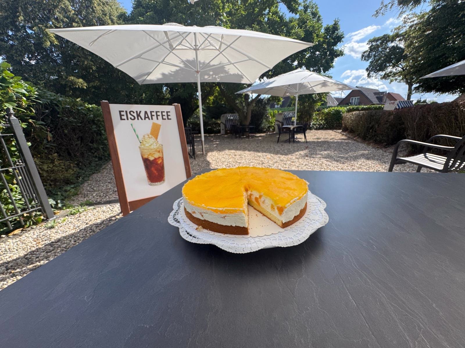 Fruchtige Torte zum Sommer